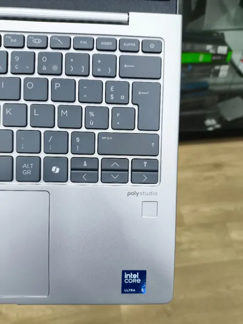 HP ELITEBOOK 830 13.3 INCH G11 ULTRA 5 125U/16G DDR5/512G SSD NVME 4.0/13.3 WUXGA IPS/EMPREINTE