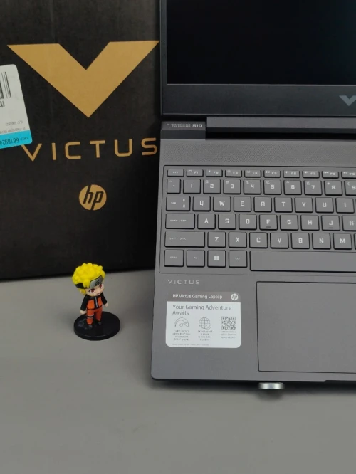 HP VICTUS 15  I5 13420H RTX 3050 8GB DDR8 512 GB SSD ÉCRAN 15,6"