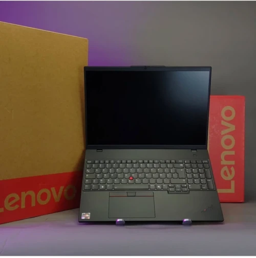 Thinkpad Lenovo L16 GEN 1 Ryzen 5 pro 7535U 16gb ddr5 SSD 512gb écran 16"