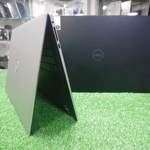 XPS 15" 9520 i9-12900HK RTX 3050 TI 08 GB 64 Gb DDR5 02 To SSD 15.6 pouces UHD+ 