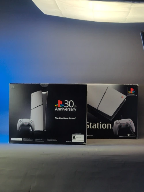 PS5 ANNIVERSAIRE 30TH SLIM DIGITALE