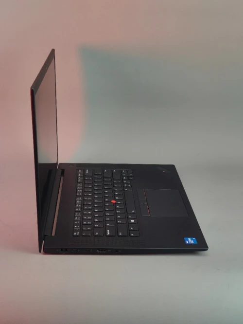Lenovo Thinkpad P1 gen 4 i7-11850H T1200 16gb RAM 512gb SSD écran WQXGA 16"