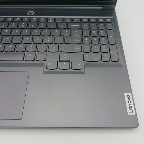 Lenovo Legion Slim 7 16APH8 Ryzen 7 7840HS 16 GB DDR5 01 To SSD RTX 4060 4GB 16" 2560x1600 240Hz IPS