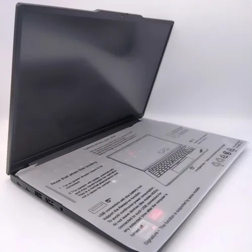 Lenovo Thinkpad E14 GEN 5 RYZEN 5 7530U 16 Go DDR4 256Go SSD 14 Pouces RADEON VEGA