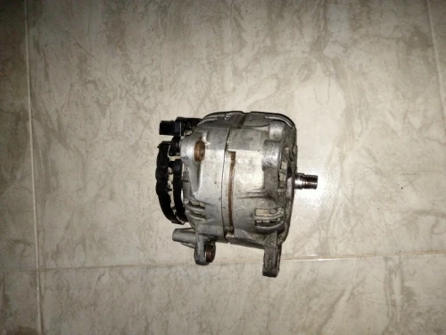 Altérnateur 14v bosch