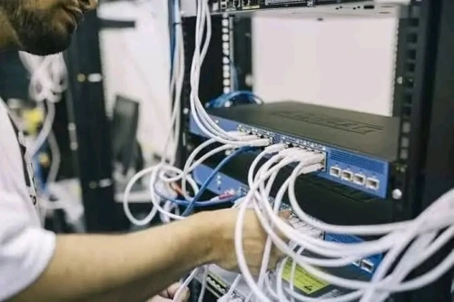 Installation caméra de surveillance et Interphone et visiophone sur Alger