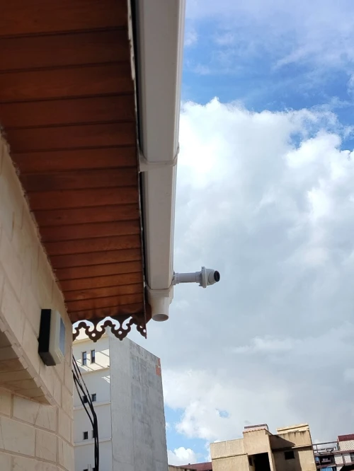 Installation caméra de surveillance et Interphone et visiophone sur Alger