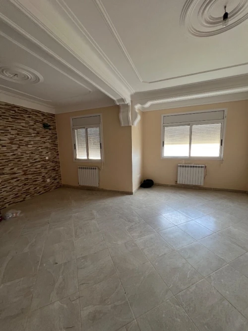 Location Appartement Niveau de villa F4 Alger Draria