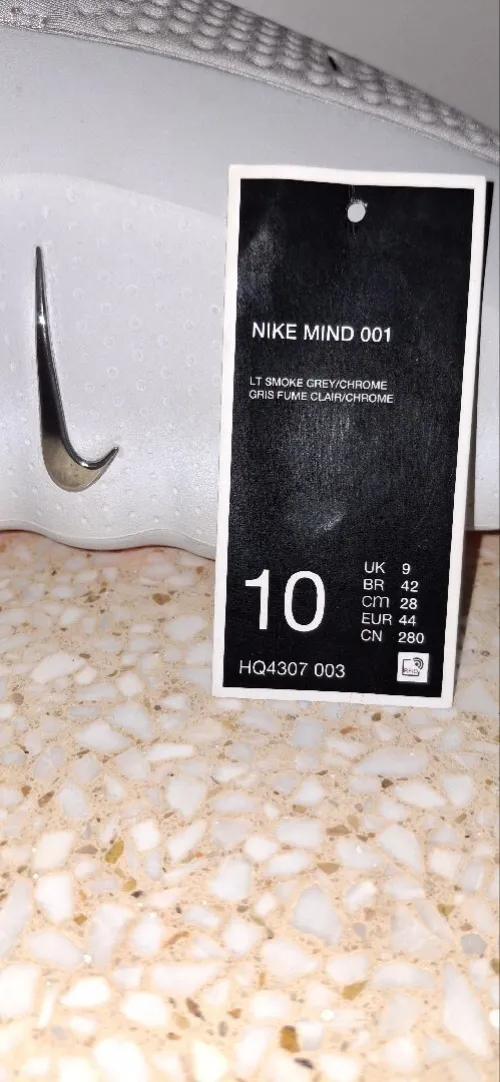 Nike mind 001