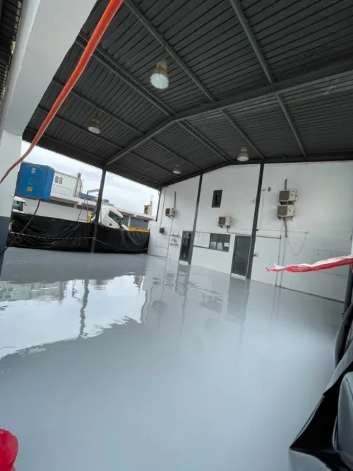 Revêtement de sol en résine epoxy 