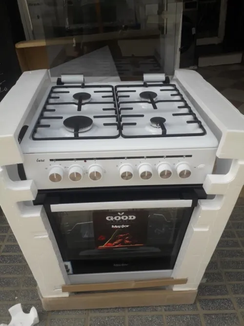 CUISINIÈRE MAXTOR LUXE BLANCHE 60CM 