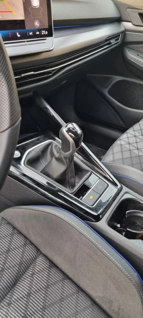 Volkswagen Golf 8 2025 R-Line