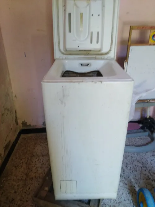 Machine à laver Electrolux AWT612 - problème de carte mère