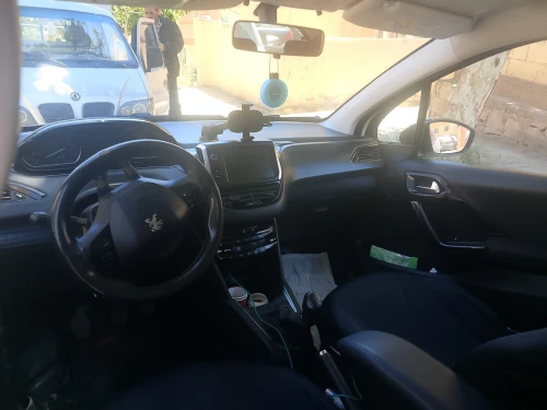Renault 208 hdi 2019 Allure sans toie