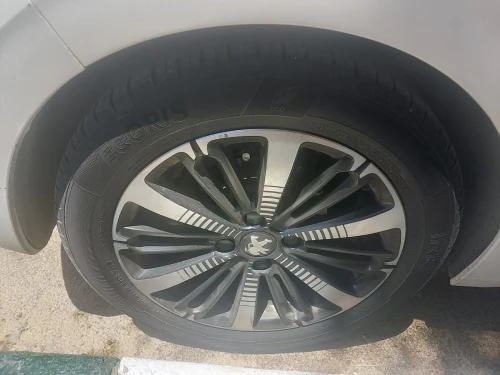 Renault 208 hdi 2019 Allure sans toie