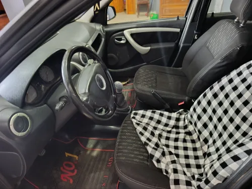 Dacia Logan 2012 La toute