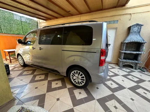Peugeot Expert 2025 Combi