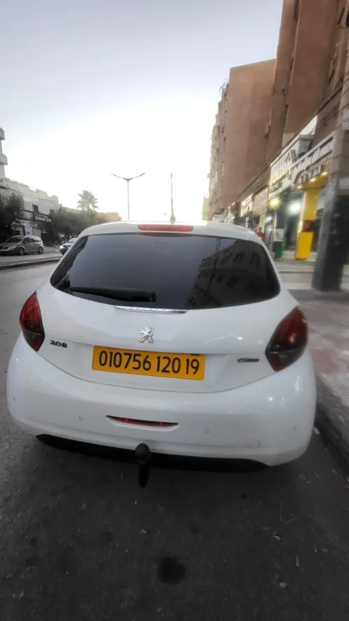 Peugeot 208 2020 Allure Facelift