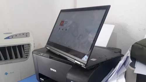 Laptop neuf Lenovo Thinkpad x380 yoga 