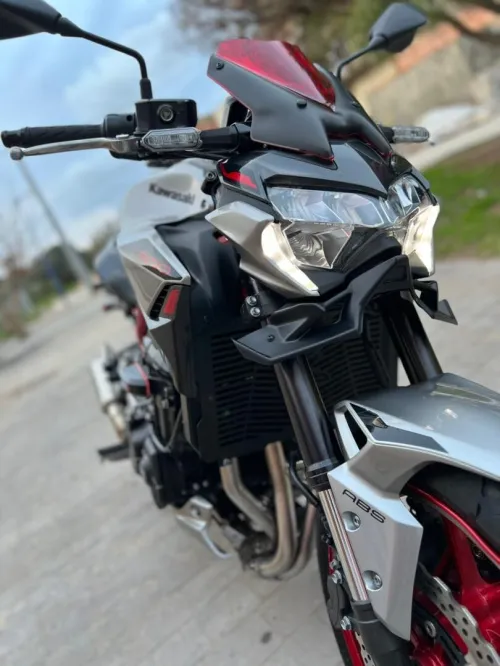 Kawazaki Z900 2023
