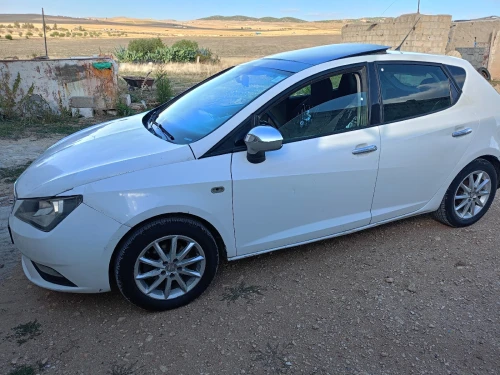 Seat Ibiza 2013 Fully +Toit ouvrant