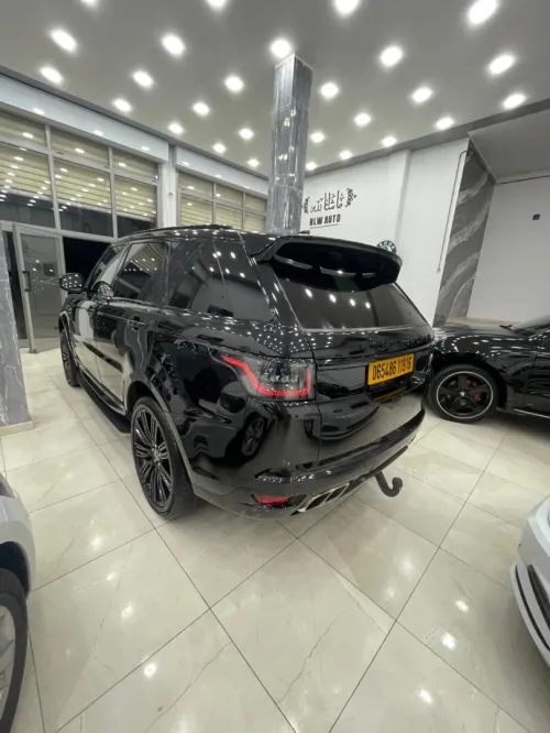 RANGE  ROVER P300 2019 SVR