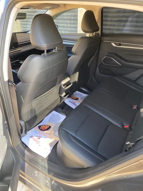 Geely emgrand 2023