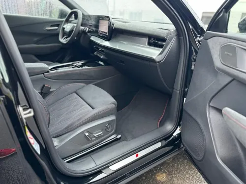 Audi Q3 2026 S-line