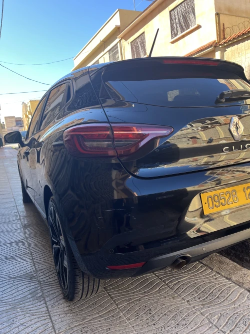 Renault Clio 5  2023 Evolution