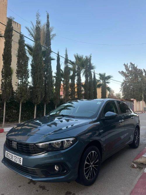 Fiat Tipo Sedan 2023 City plus Boite automatique 12000km