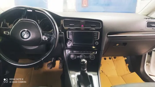 Volkswagen Golf 7 2017 Carat+