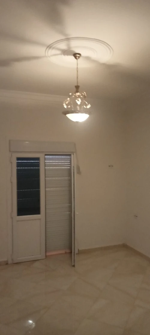 Location Appartement F4 Bouira El adjiba