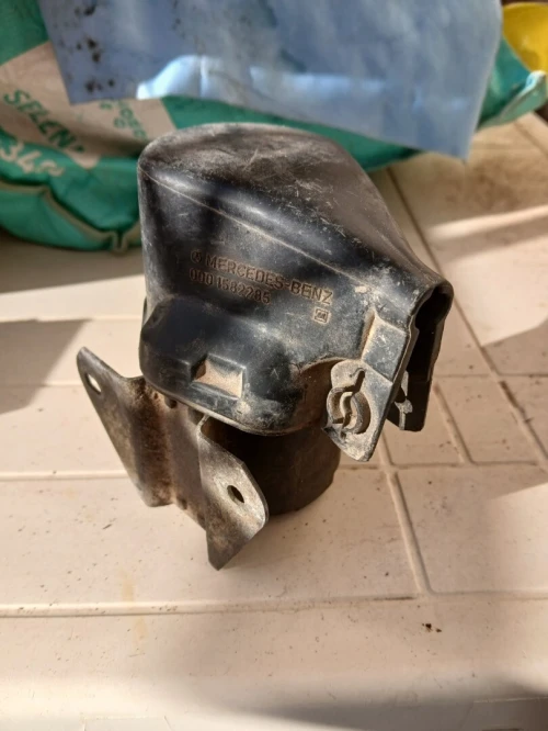 Pieces mercedes w124 w201 w126 w118