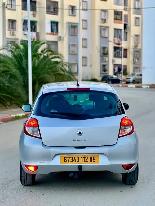 Renault Clio 3 2012 Night and Day