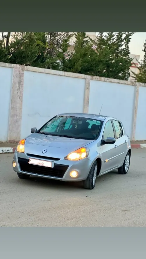 Renault Clio 3 2012 Night and Day