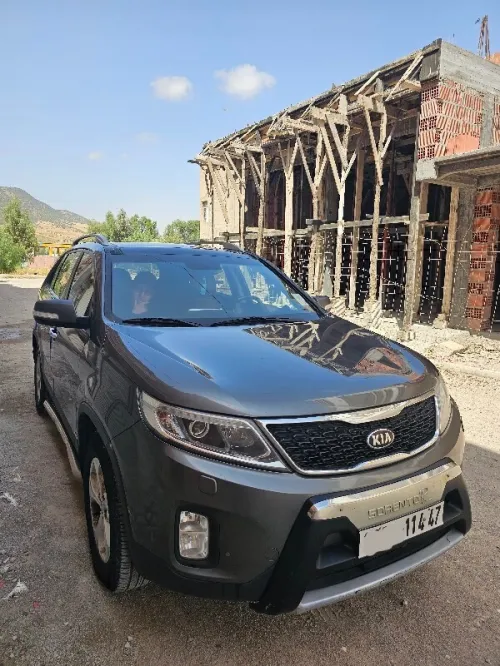 Kia SORENTO 2014 5 Places