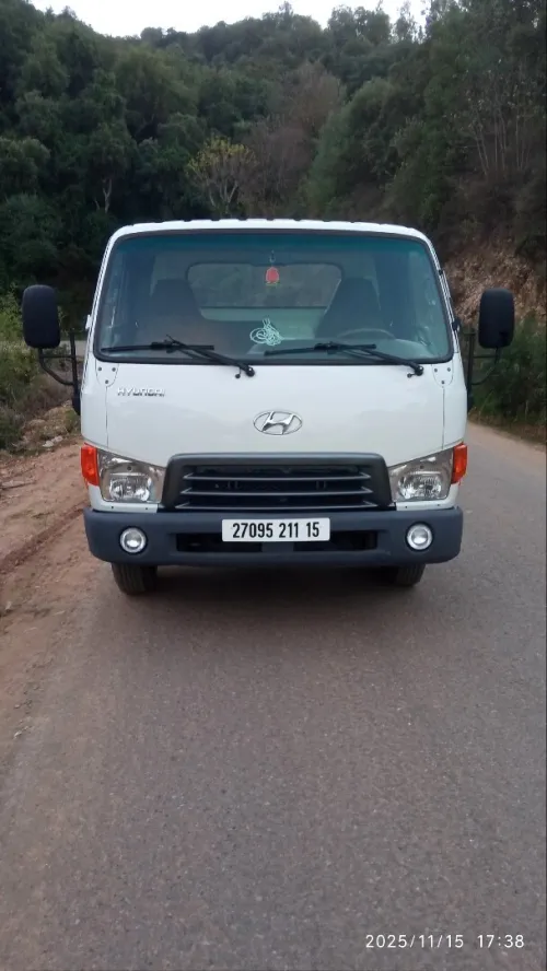 Hyundai HD65 2011