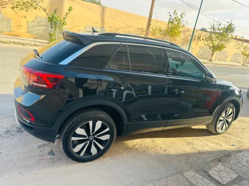 Volkswagen T-Roc 2023 Move