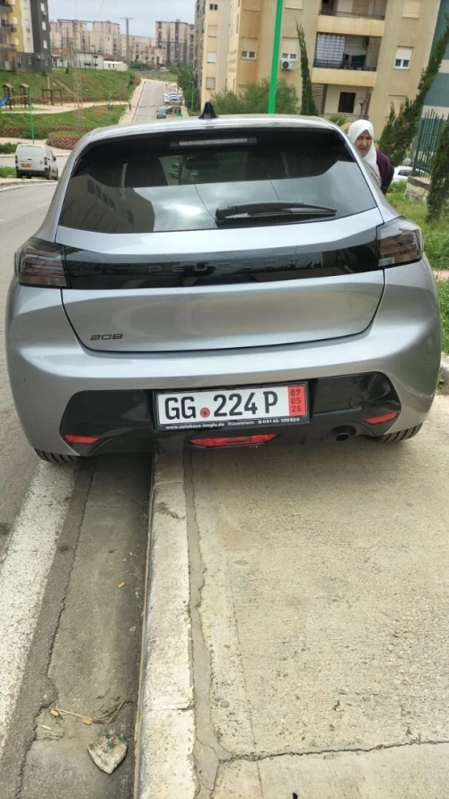 Peugeot 208 2024 Allure Pack
