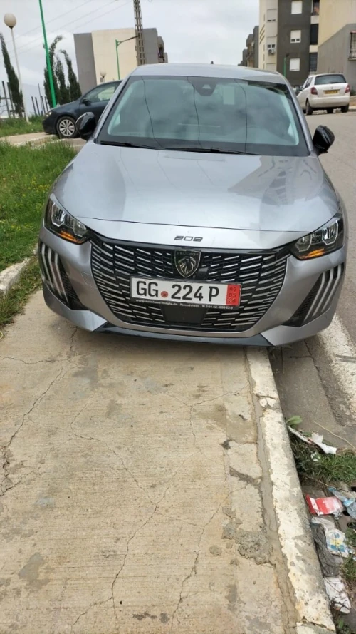 Peugeot 208 2024 Allure Pack