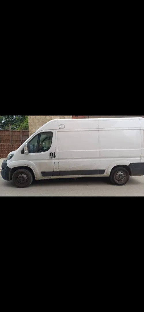 نقل البضائع والترحيل الكامل باحترافية وأمان Transport de marchandises et déménagement complet avec professionnalisme et sécurité