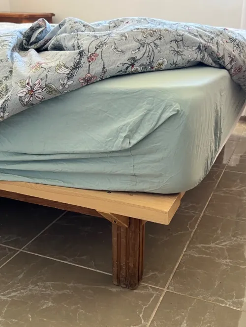 Chambre à coucher en bois
