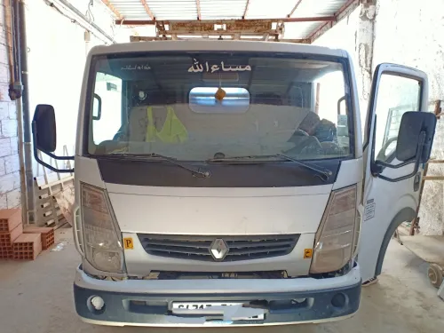 Renault Renault 2012