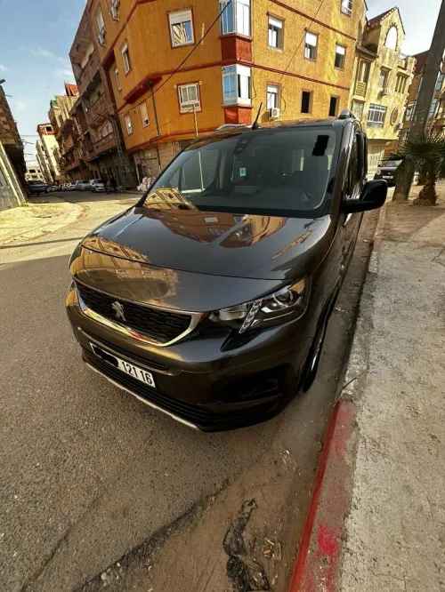 Peugeot Partner 2021 Rifter