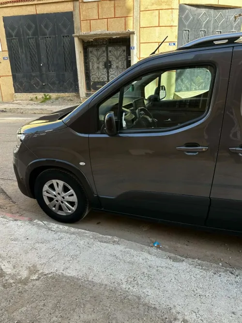 Peugeot Partner 2021 Rifter