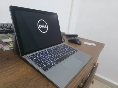 Dell Latitude 7210 2-en-1 ؛ ecran tactile