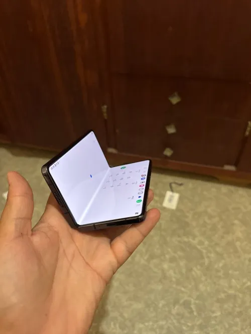 Samsung Z Galaxy flod 5 
