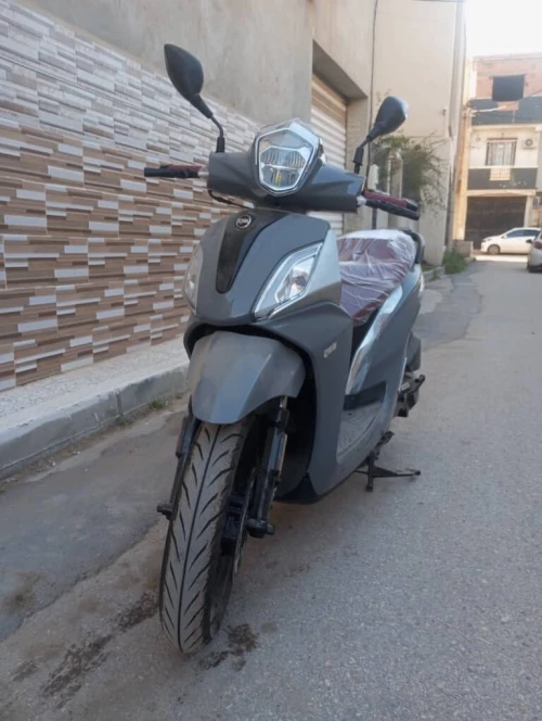 Sym St 200 2025