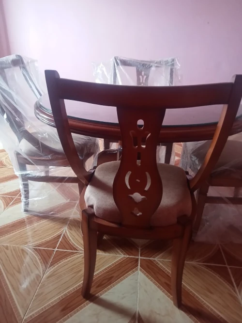 Table à manger ronde en bois hêtre + 4 chaises