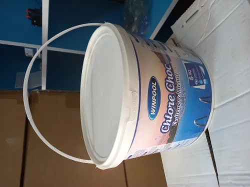 Produits chimiques pour les piscines